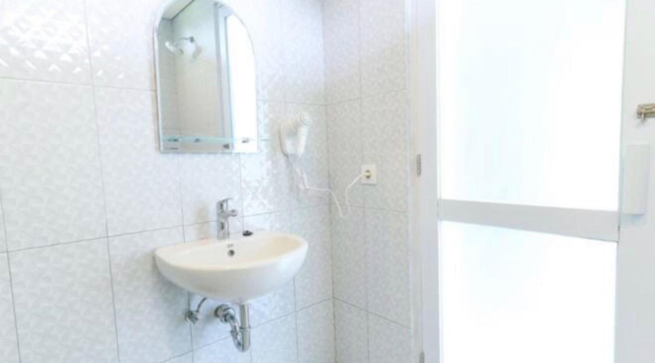 Anyar Guesthouse Canggu Екстер'єр фото